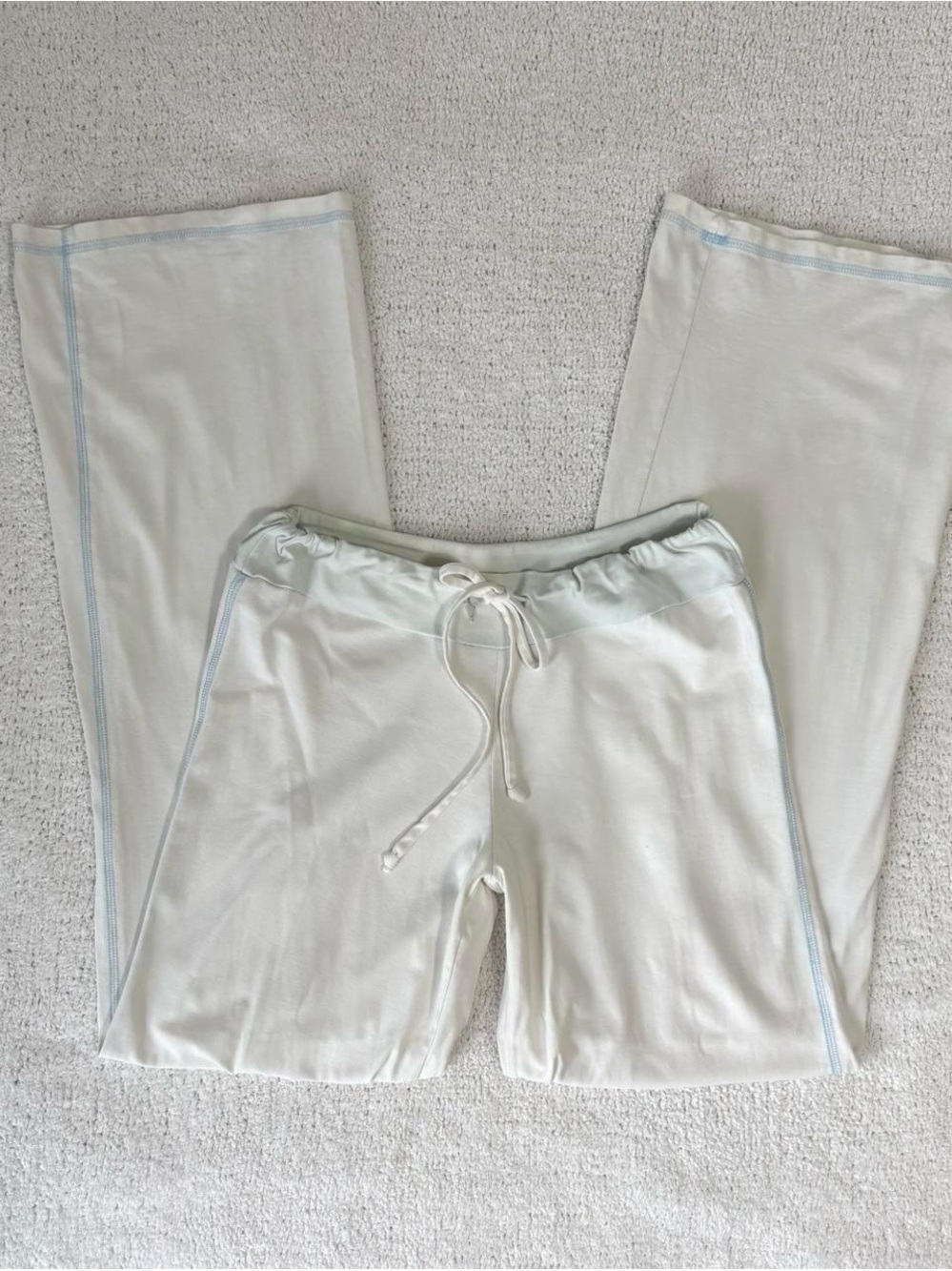 Y2K Forever 21 low rise flare blue & white pants